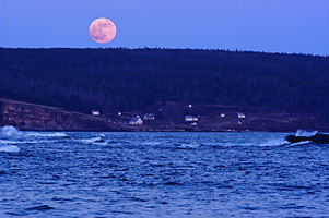 ©Jean-François Gagné Lever de pleine lune Percé Gaspésie Québec Canada